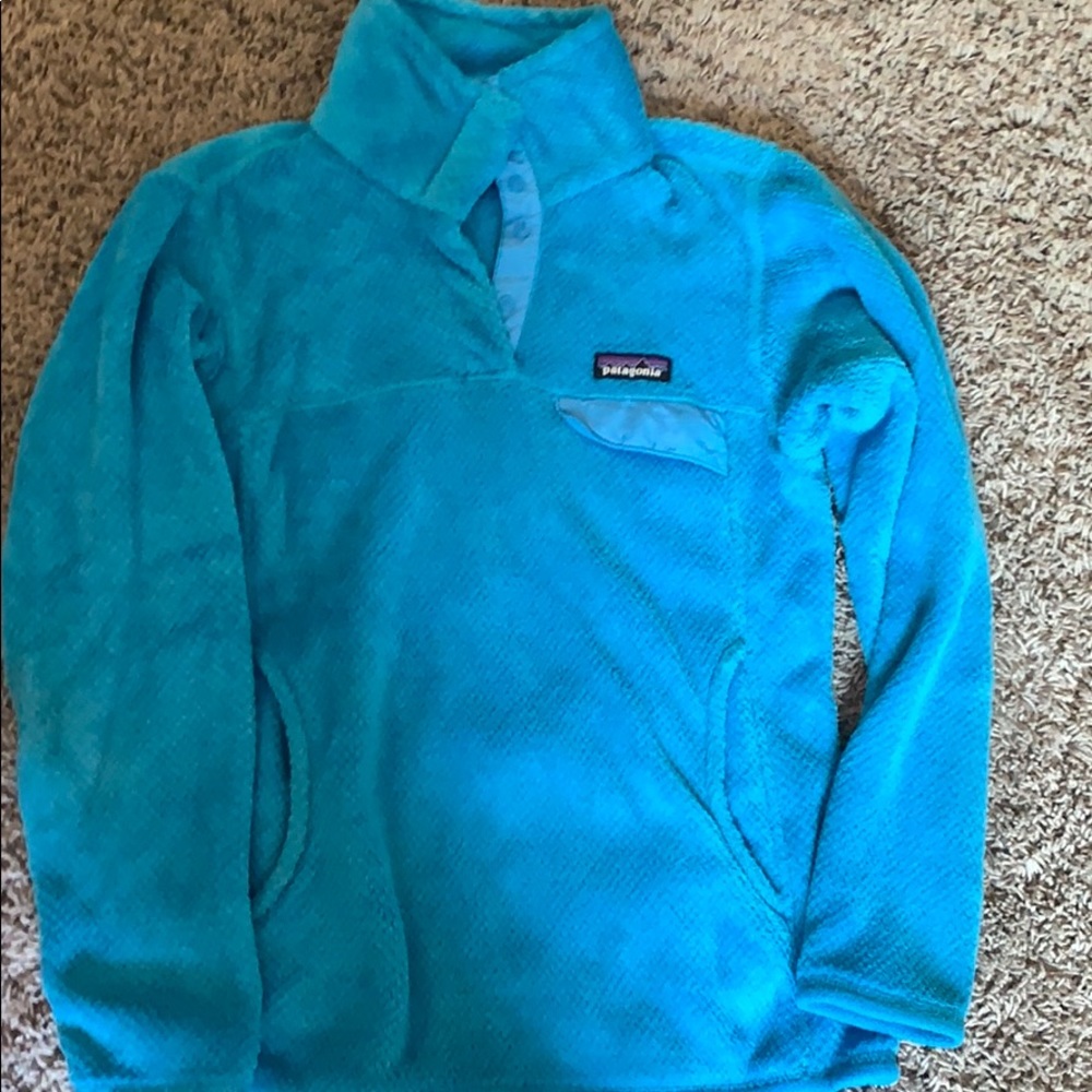 Light blue Patagonia pullover